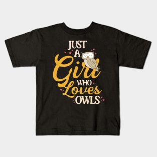 Loves Owls Themed Kids T-Shirt